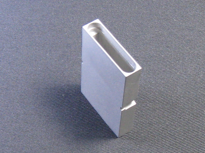 金属粉末打针成型缩短率的影响身分与节制